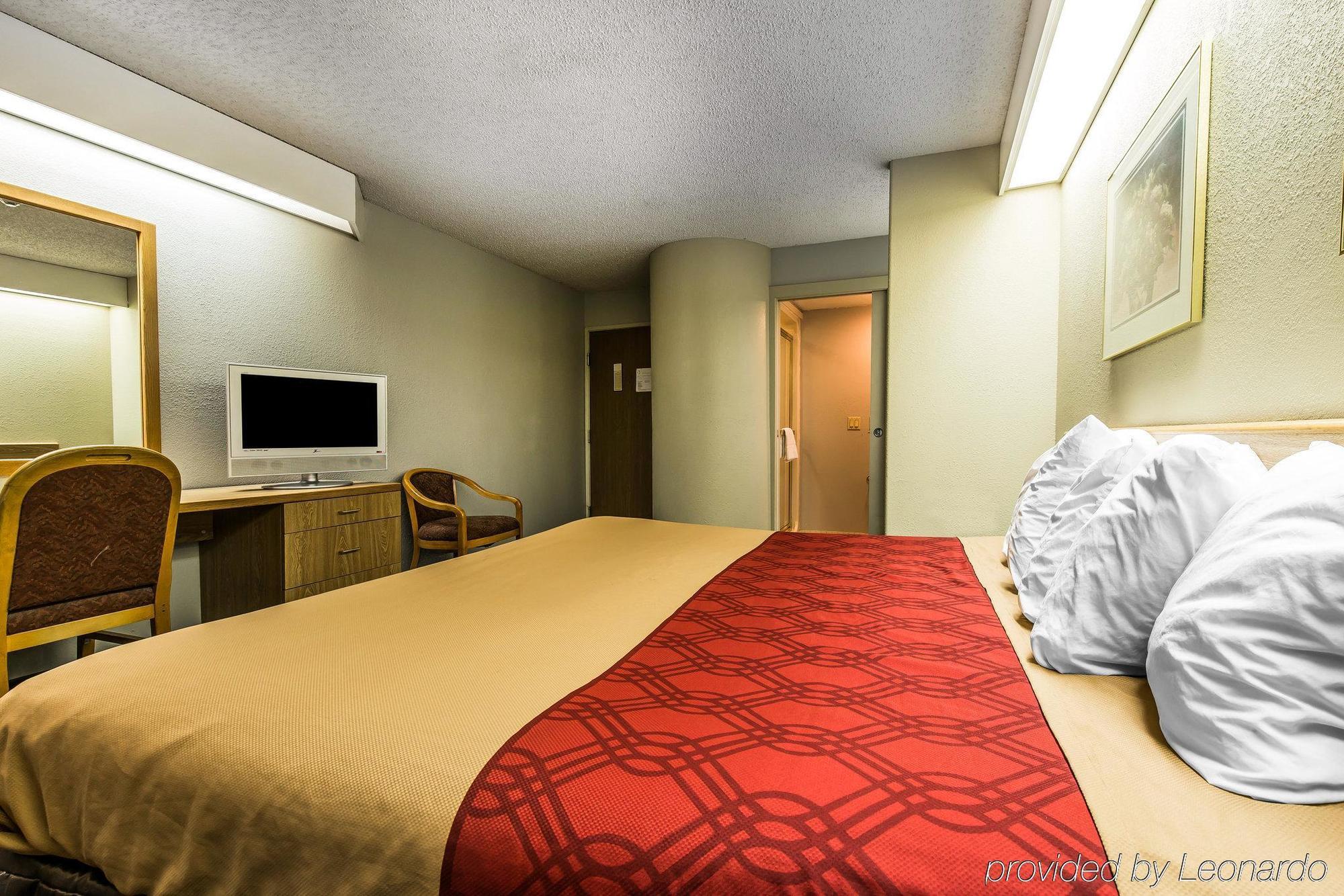 Days Inn By Wyndham Thornton Exterior foto